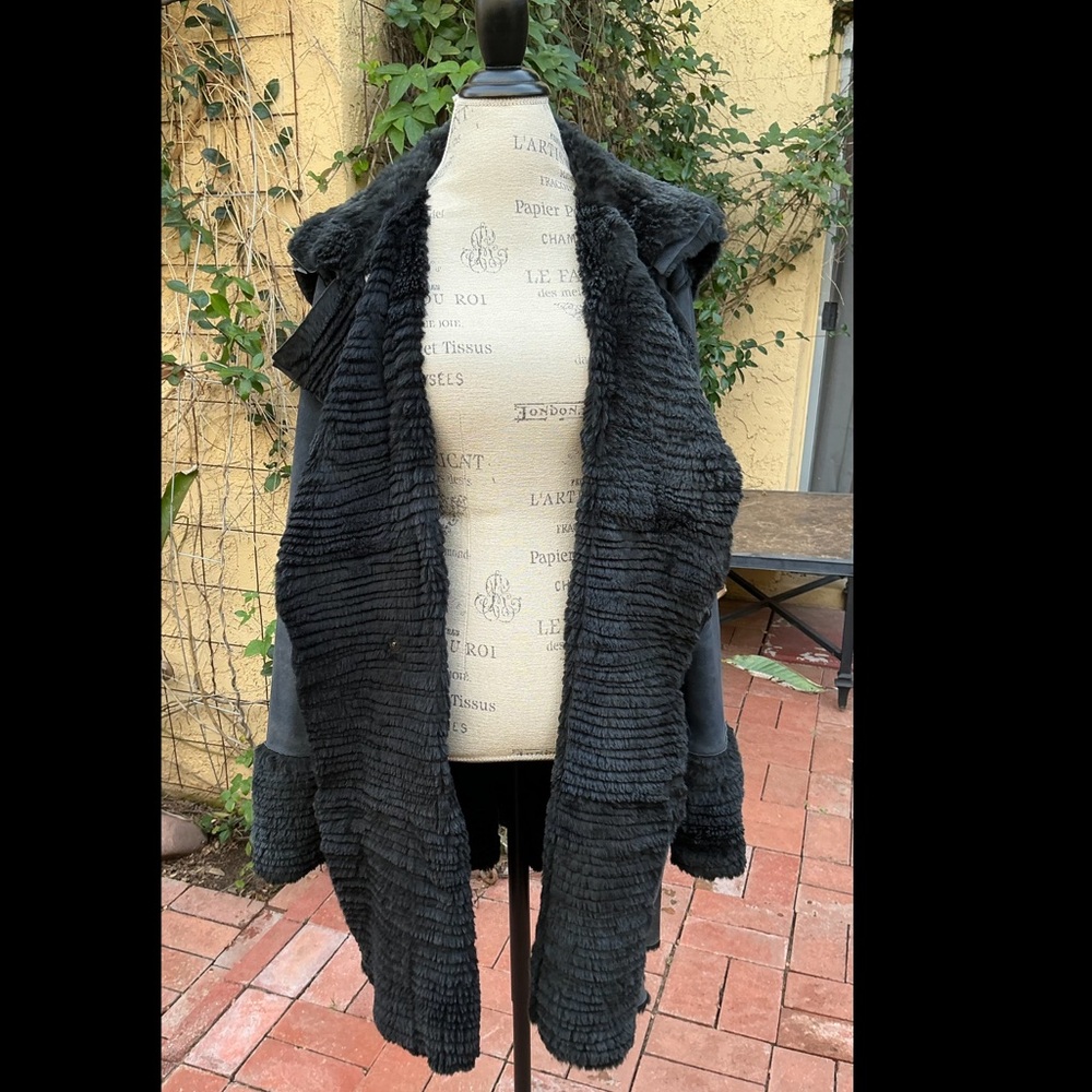 Growbeans by Karen Groner 35” Long Midnight Navy Blue Rabbit Fox Shearling Sz M - Picture 10 of 15